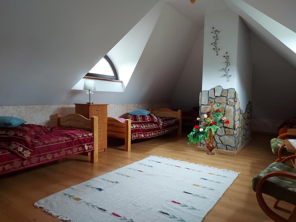 Bieszczadzki Dworek Ustrzyki Dolne Bagian luar foto