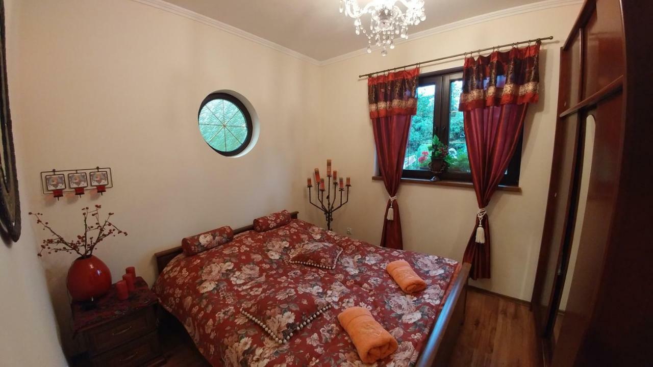 Bieszczadzki Dworek Ustrzyki Dolne Bagian luar foto